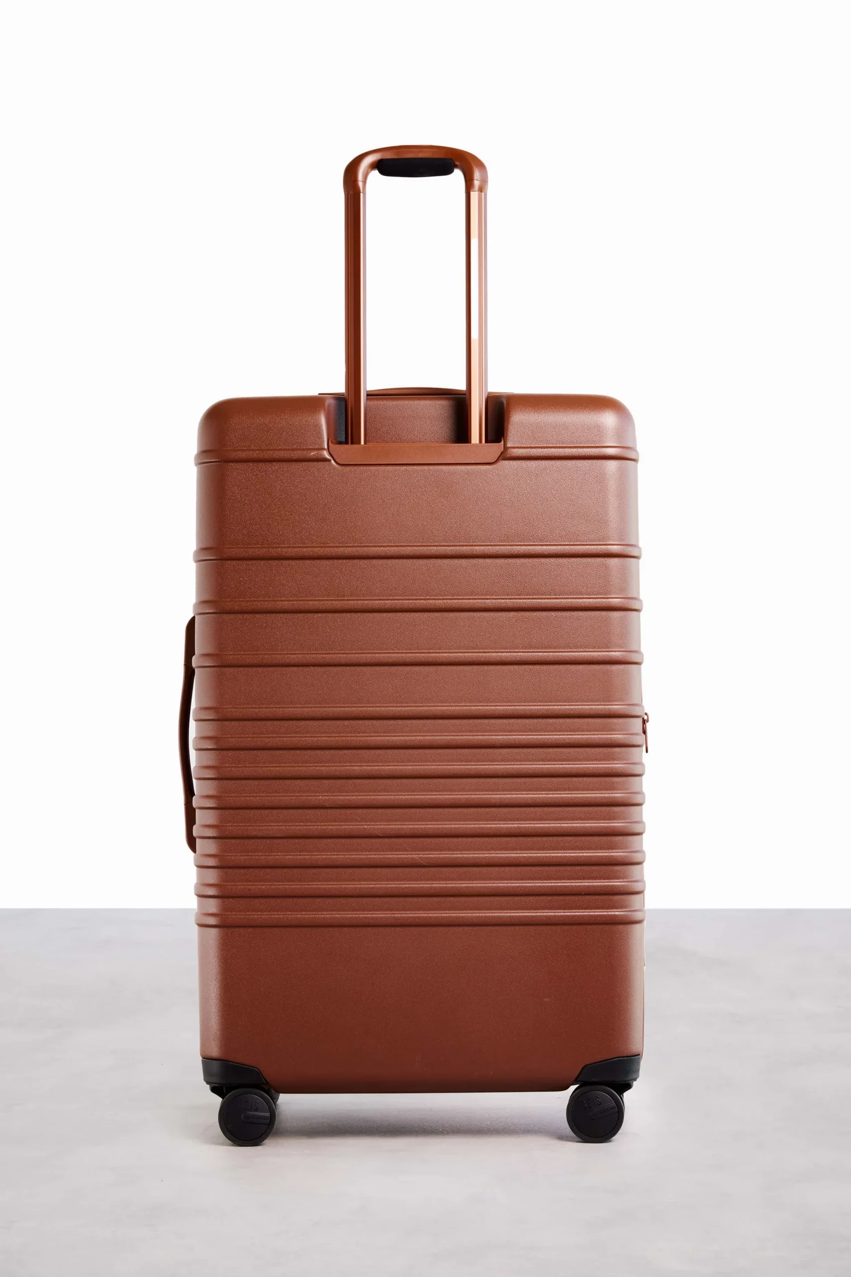 The 29" Large Check-In Roller In Maple