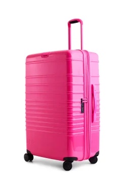 The 29" Large Check-In Roller In Barbie™ Pink