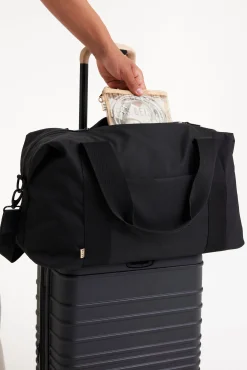 The Beisics Duffle In Black