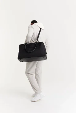 The Commuter Duffle In Black