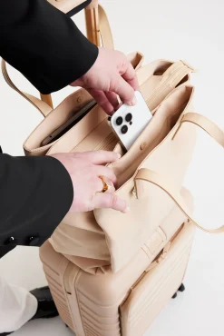 The Commuter Tote In Beige