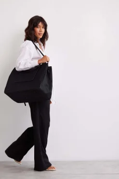 The East To West Tote In Black