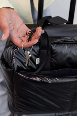 The Expandable Duffle In Black