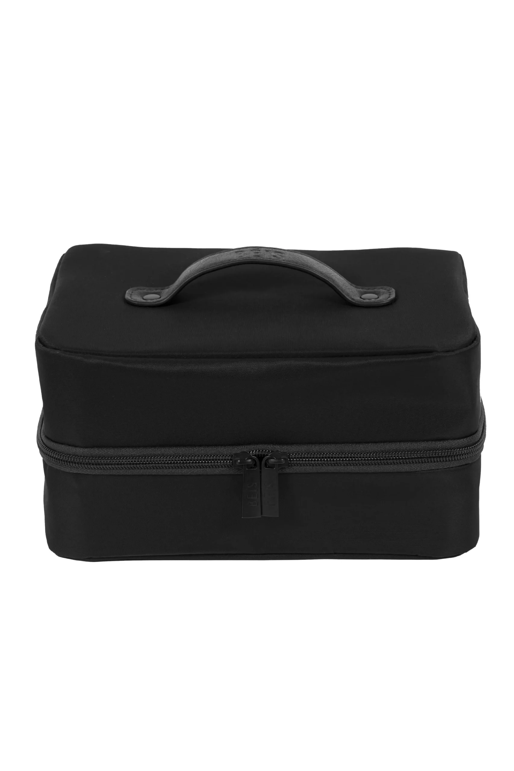 The Hanging Cosmetic Case In Black