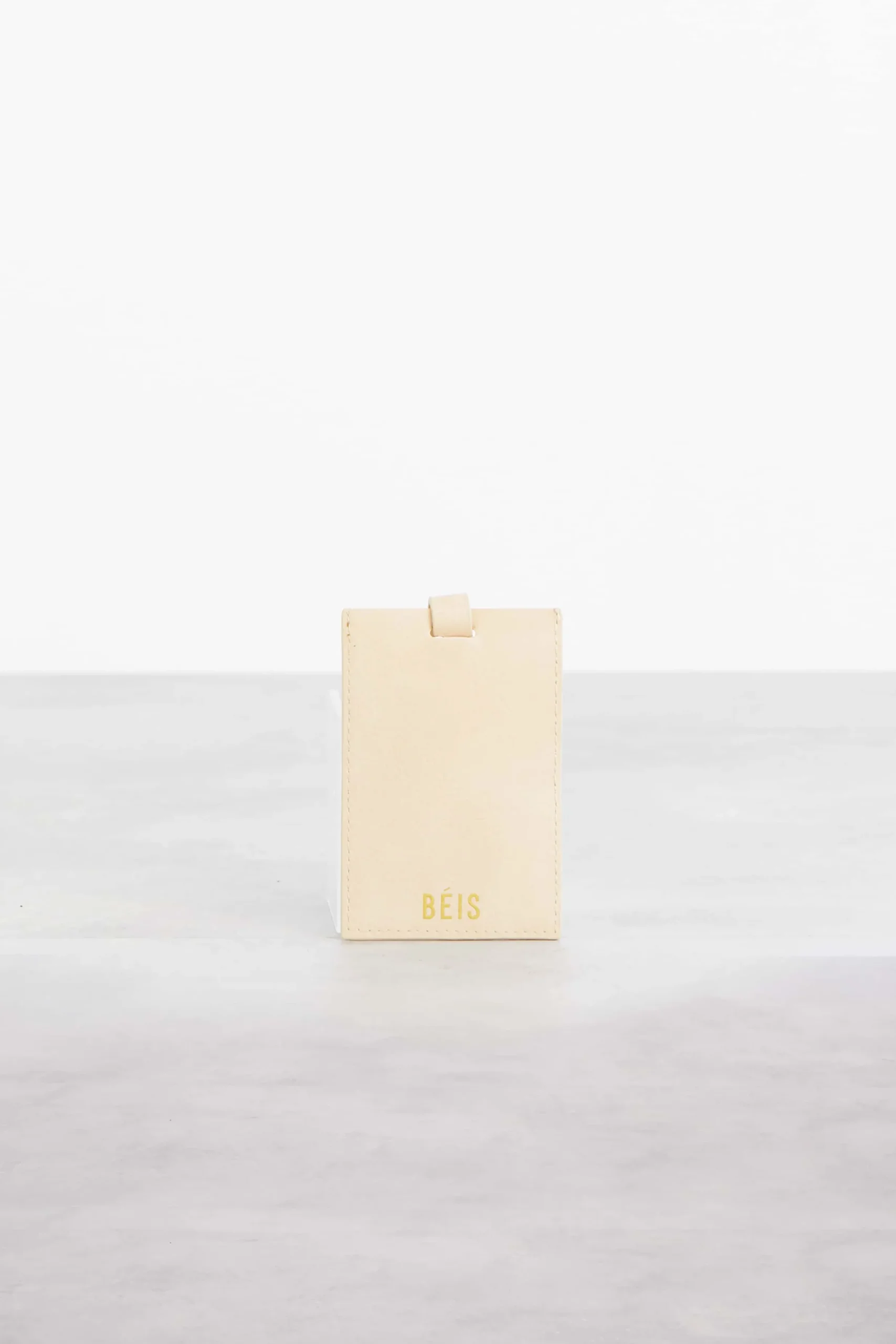 The Passport & Luggage Tag Set In Beige