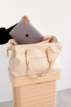 The Weekender In Beige